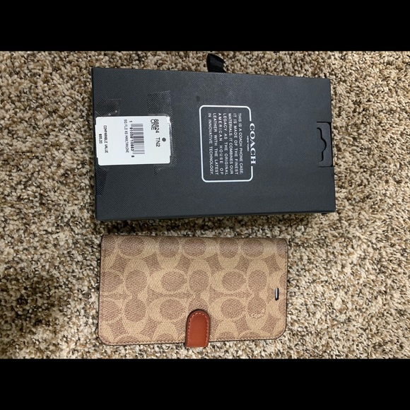 Brand New Coach Phone Case - Picture 1 of 3